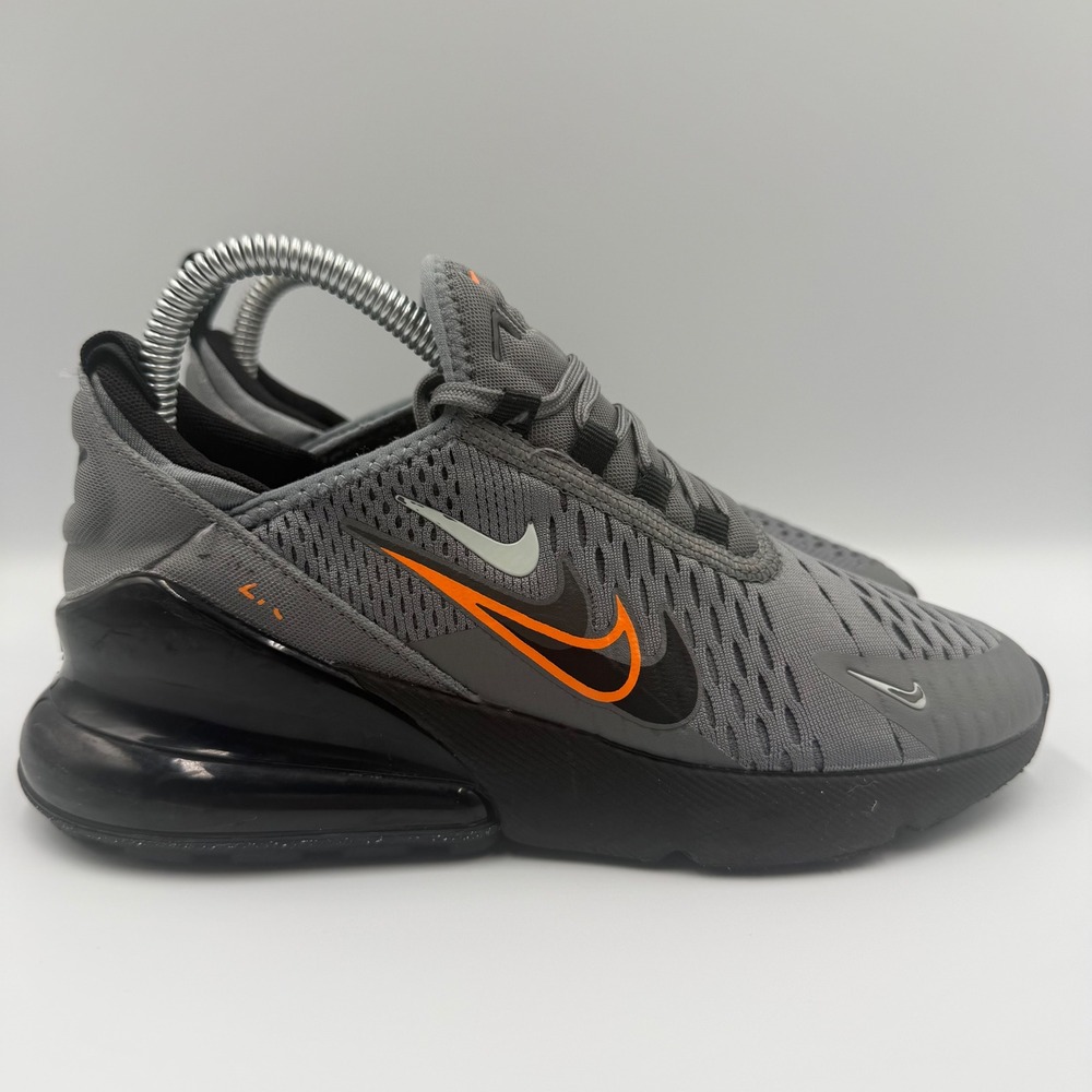 Nike Air Max 270 GS Unisex Size 4Y Running Shoes FN7786-001 Grey Black Orange